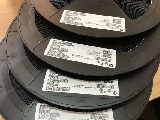 TPS62290TDRVRQ1 6 WDFN การจัดการพลังงาน (PMIC) พัดเปิดส่วนประกอบวงจรอิเล็กทรอนิกส์ในคลัง