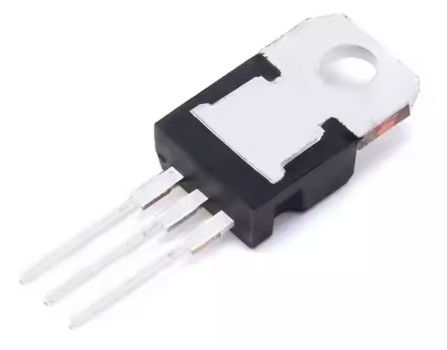 L7805CV-DG ตัวควบคุมแรงดันไฟฟ้าเชิงเส้น 5V 1.5A ป้องกันความร้อนเกิน ปลอดภัยจากไฟฟ้าลัดวงจร แพ็คเกจ TO-220 ช่วงอินพุตกว้าง 7V-35V เหมาะสำหรับแหล่งจ่ายไฟและการควบคุมอุตสาหกรรม