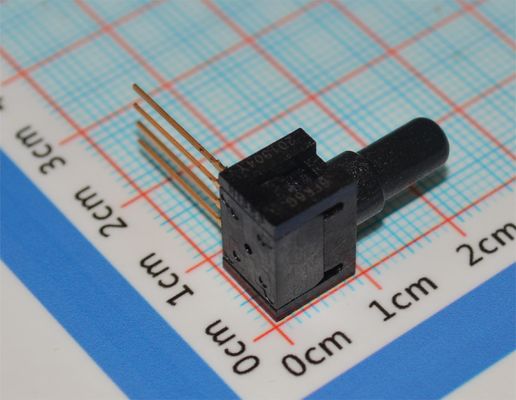 26PCFFA6G 6GHz RF Connector SMA หญิง 50Ω อัมพาต ทอง Plated -65 °C ถึง +165 °C IP67 เรต