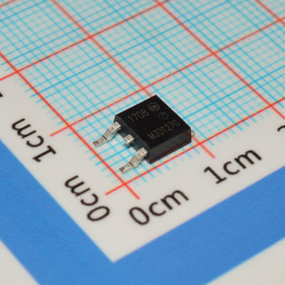 MJD127G 5A 100V PNP Darlington Transistor TO-252 (DPAK) 1V VCE ((sat) @ 3A, hFE 1000 นาที -55 °C ถึง +150 °C AEC-Q101
