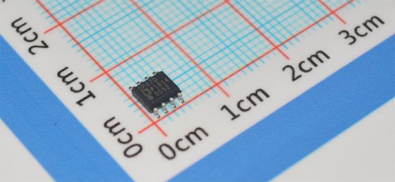 OP07DRZ 0.6μV แอมพลิฟายเออร์แบบ Low-Noise 0.3μV/°C Drift 600nV Max Offset ±18V Supply SOIC-8 -40°C ถึง +85°C