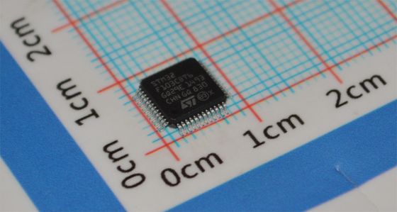 STM32F103CBT6 72MHz Cortex-M3 MCU 128KB แฟลช 20KB แรม 2x12 บิต ADC 3xUSART USB/CAN LQFP-48 2.0-3.6V -40°C ถึง +85°C ผลงานระดับอุตสาหกรรม
