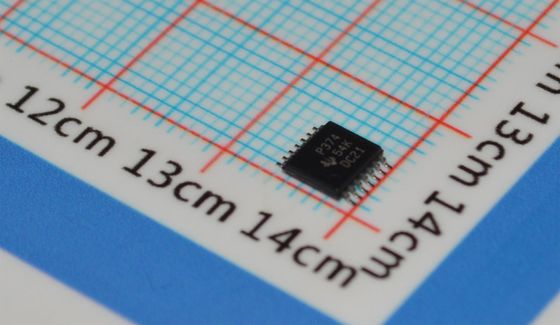 TLC374CPWR Quad CMOS Comparator 2μs การตอบสนอง 2.7-16V จําหน่าย 1mV Offset Push-Pull Output TSSOP-14 -40°C ถึง +125°C ระดับอุตสาหกรรม