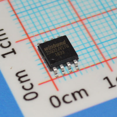 W25Q32JVSSIQ 32Mb SPI แฟลช 104MHz ชั่วโมง 100K ไซค์ลบ SOIC-8 2.7-3.6V -40°C ถึง +85°C