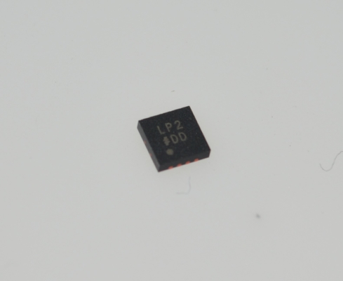 ADM7172ACPZ-R7 6.5V 2A เสียงเสียงต่ําสุด LDO 1μV RMS เสียงเสียง 75dB PSRR @ 1MHz 2.3-6.5V ทางเข้า LFCSP-8 -40°C ถึง +125°C
