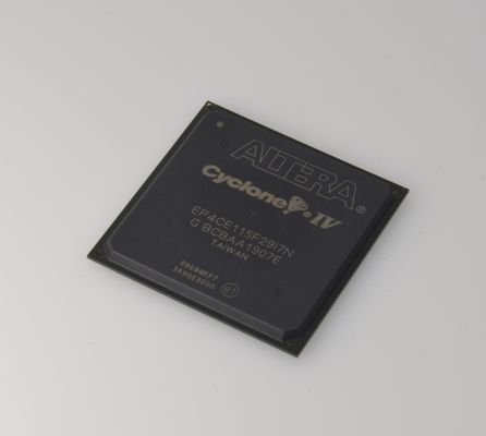 EP4CE115F29I7N Cyclone IV FPGA 114K LEs 3.9Mbit RAM 266MHz ความเร็ว 1.2V โคลเตชั่นแกน 622 I/O Pins PCIe สนับสนุนอุตสาหกรรม Temp (-40 °C ถึง 100 °C) RoHS Compliant 780-Pin FBGA Package