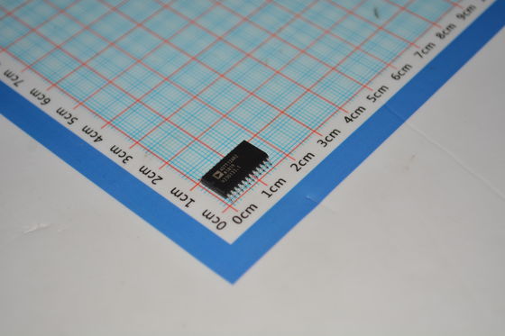 AD7712ARZ 24 บิต Σ-Δ ADC มีเสียงเสียงต่ําบนชิป PGA 5V / 3V การทํางานความแม่นยําสูง การกรองยืดหยุ่นและพลังงานต่ําสําหรับการตรวจจับความแม่นยํา