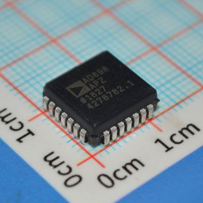 AD698APZ เครื่องปรับสัญญาณ LVDT ±12V ถึง ±15V การทํางาน 20kHz ความกว้างแบนด์เบด 0.25% ลิเนียริตี้ แหล่งไฟฟ้าเดียว / สองสายอุตสาหกรรม ระยะความร้อนสําหรับการตรวจจับตําแหน่งและการควบคุมการเคลื่อนไหว