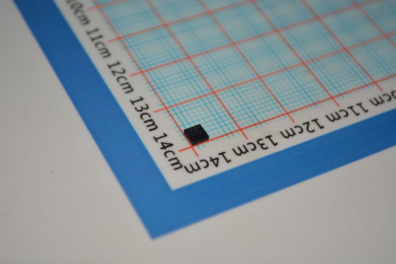 CSD25404Q3T 40V P-Channel NexFETTM MOSFET กับ 8.5mΩ RDS ((on) 50A กระแส 175°C เรทลอย Qg 3.3mm×3.3mm SON แพคเกจ AEC-Q101 การออกแบบที่มีคุณภาพและไร้ฮาโลเจน