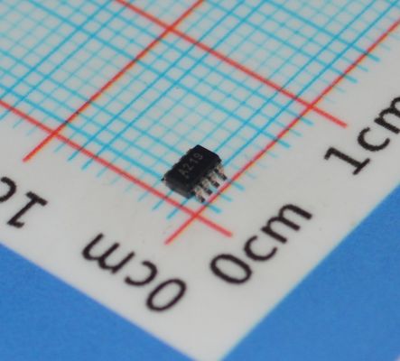 INA219AIDCNR เครื่องวัดกระแส/พลังงานความแม่นยำสูงพร้อมอินเทอร์เฟซ I2C ความแม่นยำ 0.1% ช่วง 26V, การตรวจจับแบบสองทิศทางออฟเซ็ตต่ำ แพ็คเกจ SOT-23 ขนาดเล็ก การสอบเทียบและการแจ้งเตือนที่ตั้งโปรแกรมได้