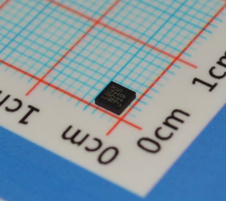 LTC3454EDD#PBF ปรับปรุงอัตราการทํางานสูง 1.5A Buck-Boost ด้วยอัตราการเข้า 2.7-5.5V 92% ประสิทธิภาพสูงสุด การควบคุม I2C เสียงต่ํา 2.5μA การปิดและ Package DFN ขนาดเล็ก 3mm x 3mm