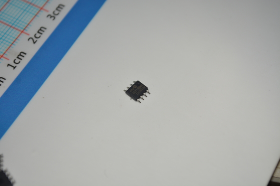 MCP602-I/SN 2.7V-6V Dual Op Amp ด้วยความกว้างแบนด์ 10MHz ความต่ํา 1.8mA ปัจจุบัน Rail-to-Rail I/O การทํางาน 3V/5V และแพคเกจ SOIC 8-pin