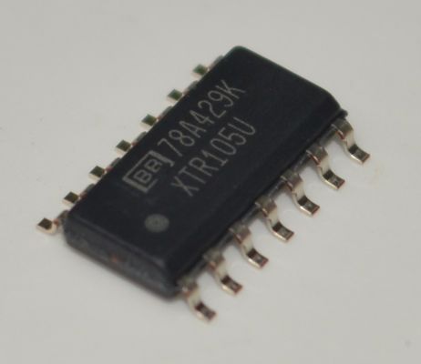 XTR105U Precision 4-20mA Current Loop Transmitter with RTD Sensor Excitation Linearization, 2-Wire Operation 5V Regulator 60V Compliance 0.1% ความแม่นยําและการจําหน่ายไฟฟ้าขนาด 7.5-36V ในแพ็คเกจ SO-14