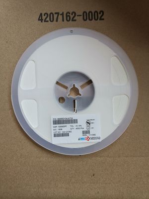 08055D105KAT2A 1μF 25V X7R 0805 เครื่องประปาเซรามิก 10% Tol เทปความจุสูงและบรรจุม้วน AEC-Q200 มีคุณสมบัติสําหรับการใช้งานในอุตสาหกรรมรถยนต์