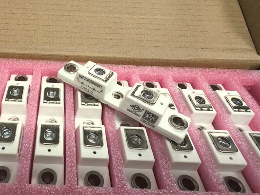 MMF200ZB040DK1 200A SiC MOSFET Power Module 400V Low Rds ((on) 1.6mΩ ประสิทธิภาพสูง การสลับความเร็วสูง รุ่นรถยนต์