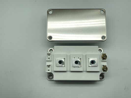 SKM400GB12E4 โมดูล IGBT 1200V 400A Low Vce(sat) ทนทานต่อไฟฟ้าลัดวงจรสูง สูญเสียการสลับต่ำ ฉนวนสูง เกรดอุตสาหกรรม สำหรับมอเตอร์ไดรฟ์และ UPS อุตสาหกรรม