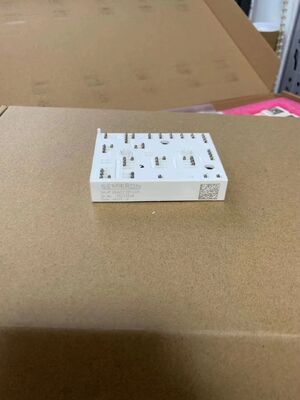 35ACC12F4V1 ทรานซิสเตอร์ PNP สำหรับยานยนต์ 12V 3.5A, VCE(sat) ต่ำ 250mV, อัตราขยายกระแสสูง, แพ็คเกจ SOT-223, ได้รับการรับรอง AEC-Q101 สำหรับการสลับโหลดและการควบคุมมอเตอร์ในยานยนต์