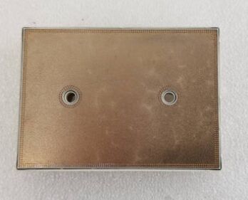 35ACC12F4V1 ทรานซิสเตอร์ PNP สำหรับยานยนต์ 12V 3.5A, VCE(sat) ต่ำ 250mV, อัตราขยายกระแสสูง, แพ็คเกจ SOT-223, ได้รับการรับรอง AEC-Q101 สำหรับการสลับโหลดและการควบคุมมอเตอร์ในยานยนต์