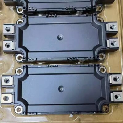 SEMIX603GB12E4P 1200V 600A IGBT Module Vce ((sat) ต่ํา ความแข็งแรงของวงจรสั้นสูง ความสูญเสียการสลับต่ํา ความโดดเดี่ยวสูง เกรดอุตสาหกรรมสําหรับ UPS และเครื่องขับขี่อุตสาหกรรมพลังงานสูง