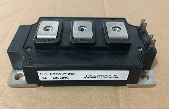 CM300DY-24A 1200V 300A โมดูล IGBT สองตัว VCE ต่ํา (sat) 2.7V เสียการสลับต่ํา สายโคตชาร์ทสูง ความแข็งแรงสูง การแยกแยกสําหรับเครื่องขับเคลื่อนอุตสาหกรรมหนักและ UPS