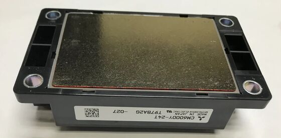 CM600DY-24T 1200V 600A โมดูล IGBT สองแบบ VCE ต่ํา (sat) 2.7V ความแข็งแรงของวงจรสั้นสูง ความเสียการสลับต่ํา การแยกแยกสูงสําหรับเครื่องขับเคลื่อนมอเตอร์อุตสาหกรรมและ UPS พลังงานสูง