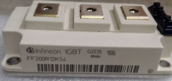 FF200R12KS4 1200V 200A IGBT Module VCEต่ํา ((sat) ความแข็งแรงของวงจรสั้นสูง ความสูญเสียการสลับต่ํา ความโดดเดี่ยวสูงสําหรับเครื่องขับเคลื่อนมอเตอร์อุตสาหกรรมและ UPS กําลังสูง