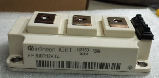 FF300R12KT4 1200V 300A IGBT โมดูล VCE ต่ํา ((sat) ความแข็งแรงของวงจรสั้นสูง ความสูญเสียการสลับต่ํา ความโดดเดี่ยวสูงสําหรับเครื่องขับเคลื่อนอุตสาหกรรมหนักและ UPS พลังงานสูง