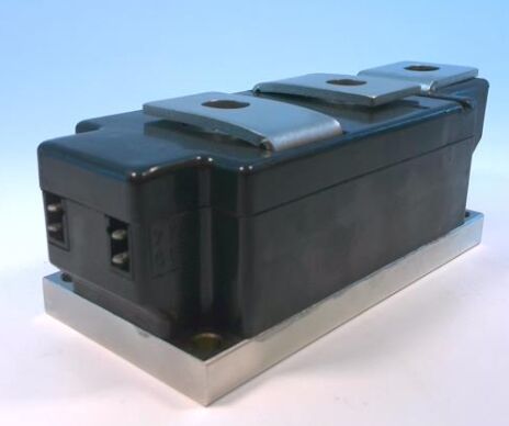 TT600N16KOF 1600V 600A โมดูลไทริสตอร์คู่ VF 1.32V ความดันสูง 21kA เทคโนโลยีการติดต่อความดัน โบเซสเพลตแยกประตูขัง UL รับรองสําหรับเครื่องเริ่มต้นและเครื่องปรับอ่อน