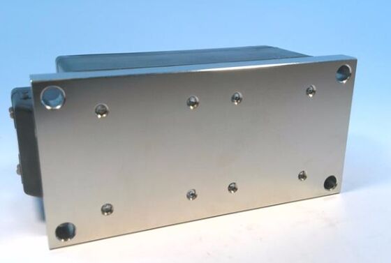 TT600N16KOF 1600V 600A โมดูลไทริสตอร์คู่ VF 1.32V ความดันสูง 21kA เทคโนโลยีการติดต่อความดัน โบเซสเพลตแยกประตูขัง UL รับรองสําหรับเครื่องเริ่มต้นและเครื่องปรับอ่อน