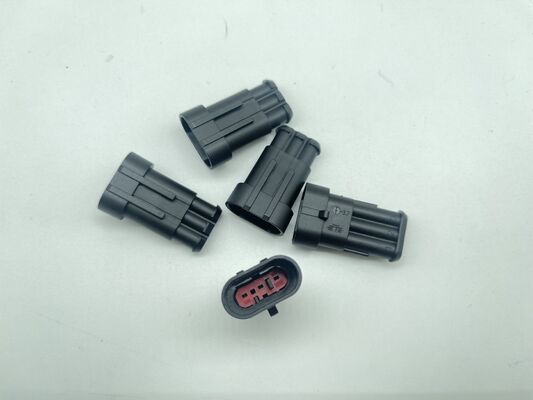 282105-1 3 ตําแหน่ง 5.0 มิลลิเมตร Pitch Wire-to-Board Header Vertical Through Hole Covered Friction Lock Polarized 9A rating สําหรับเครื่องไฟฟ้าและเครื่องควบคุมอุตสาหกรรม