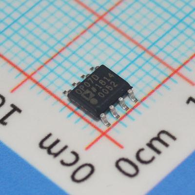 OP07DRZ 0.6μV แอมพลิฟายเออร์แบบ Low-Noise 0.3μV/°C Drift 600nV Max Offset ±18V Supply SOIC-8 -40°C ถึง +85°C