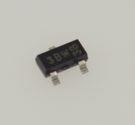BC856B PNP ทรานซิสเตอร์วัตถุประสงค์ทั่วไป 65V 100mA SOT-23 แพ็คเกจ เสียงต่ํา การเพิ่มกระแสไฟฟ้าสูง 200-450 250MHz ความถี่เสริมกับ BC846B เทปและรีลที่สอดคล้องกับ RoHS