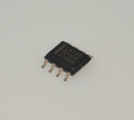 LM193DR ตัวเปรียบเทียบแรงดันไฟฟ้าคู่กำลังไฟต่ำพร้อมเอาต์พุตแบบ Open-Collector ช่วงแรงดันไฟฟ้า 2V-36V ±1V-18V แหล่งจ่ายไฟคู่ กระแสอินพุตต่ำ ความแม่นยำสูง เข้ากันได้กับ TTL/CMOS แพ็คเกจ SOIC-8